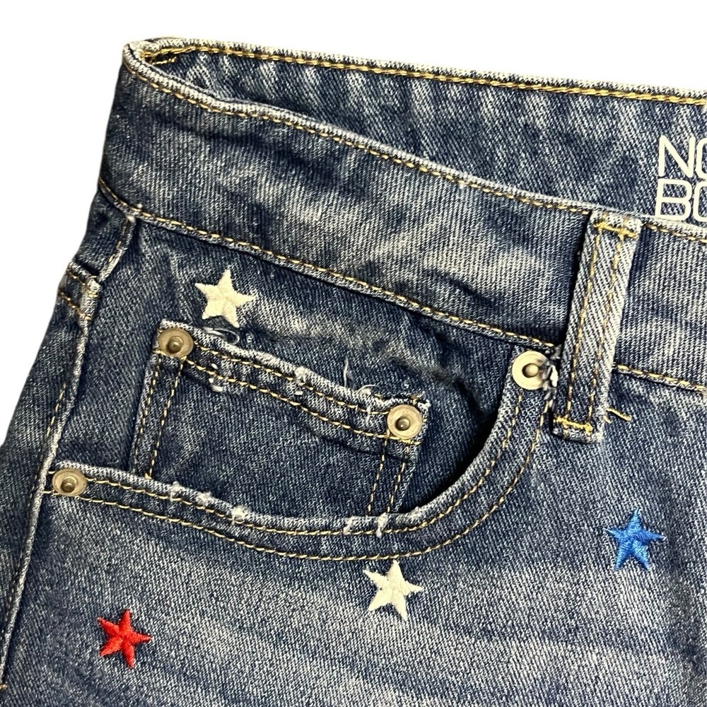 No Boundaries Denim Shorts USA Star Embroidered Distressed Hem Blue Wash NEW 9 - Picture 4 of 11